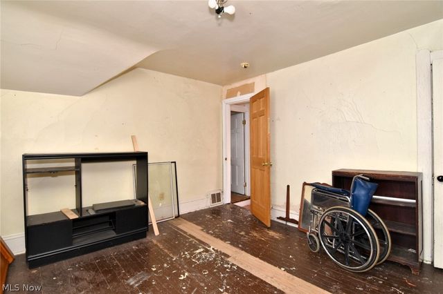 5403 Spencer Avenue, Cleveland, OH 44103