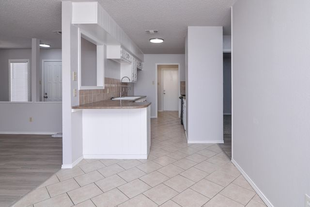 5404 96th Street, Lubbock, TX 79424