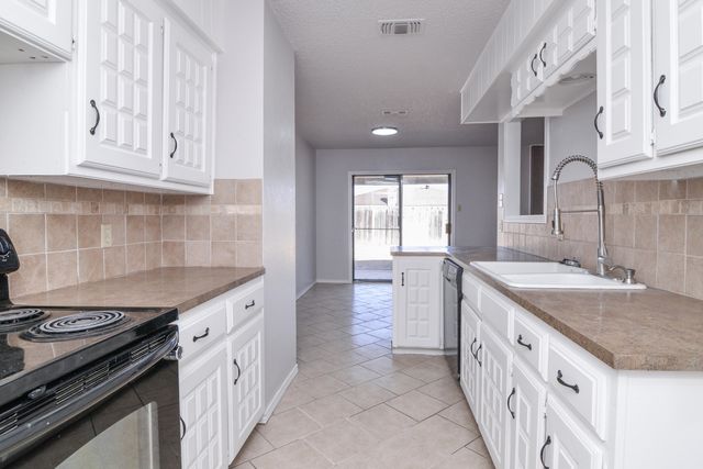 5404 96th Street, Lubbock, TX 79424