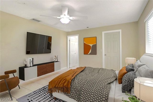 601 SE 31st ST, Cape Coral, FL 33904