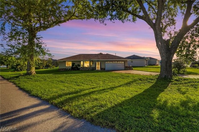 601 SE 31st ST, Cape Coral, FL 33904