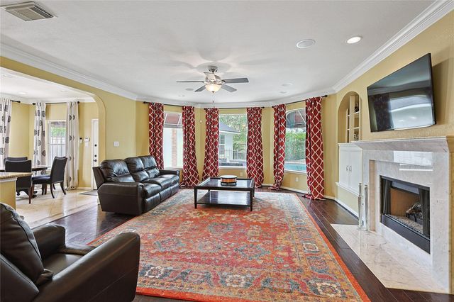 1415 Meadow Hill Drive, Sugar Land, TX 77479