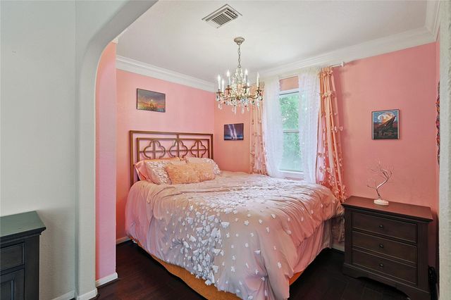 1415 Meadow Hill Drive, Sugar Land, TX 77479