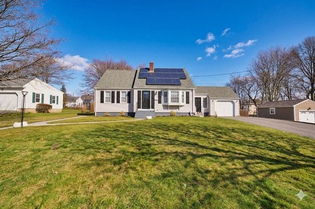 340 Kaufman Rd, Somerset, MA 02726