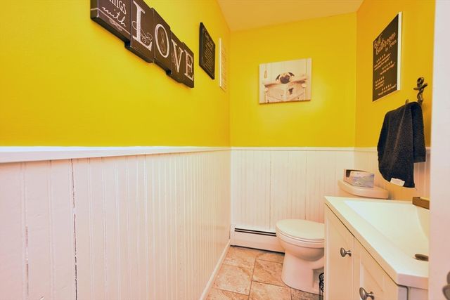 340 Kaufman Rd, Somerset, MA 02726