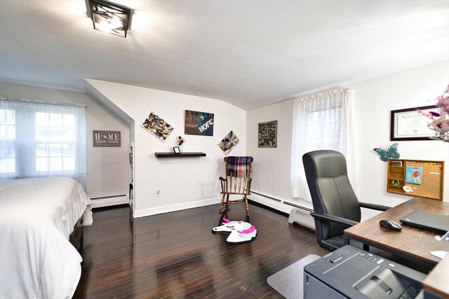 340 Kaufman Rd, Somerset, MA 02726