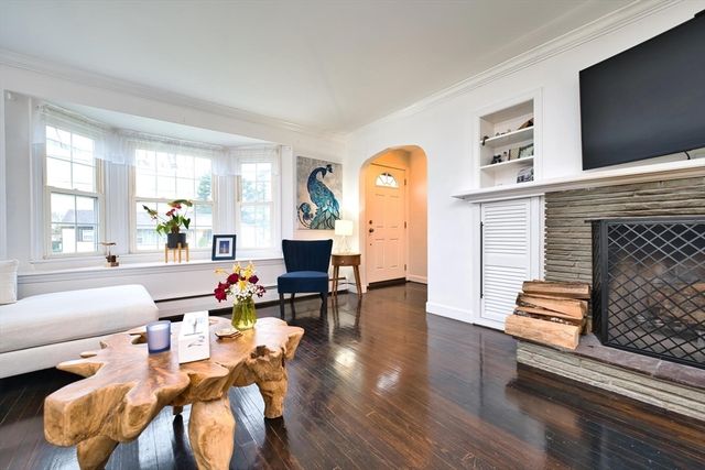 340 Kaufman Rd, Somerset, MA 02726