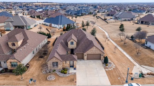 11805 Cinnamon Drive, Denton, TX 76207