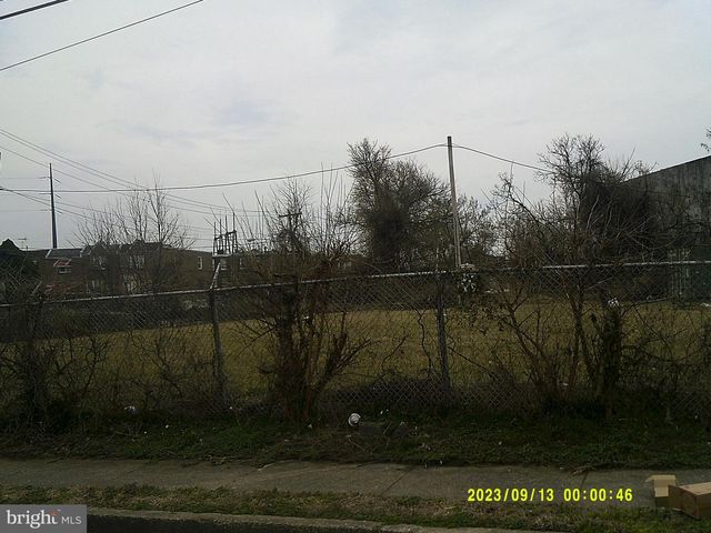 1900 W ROCKLAND ST, Philadelphia, PA 19141