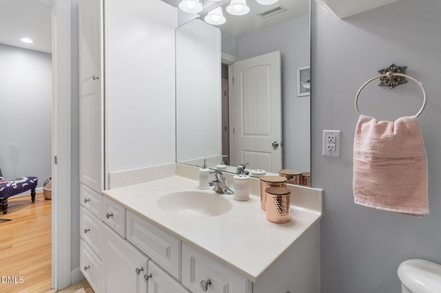 47 Abernathy Drive, Chapel Hill, NC 27517