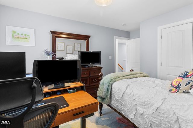 47 Abernathy Drive, Chapel Hill, NC 27517