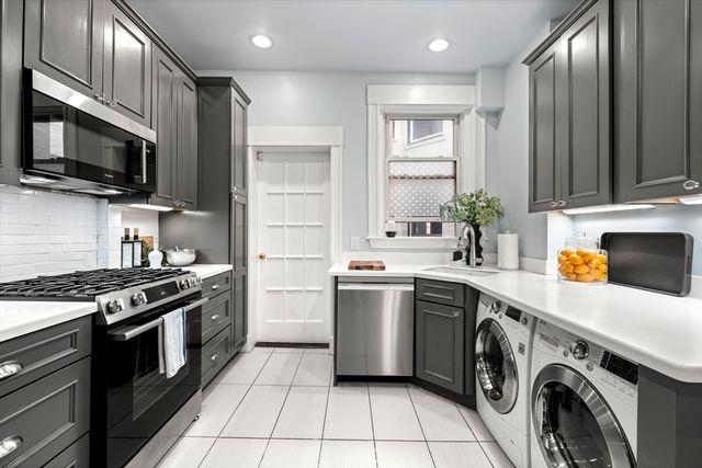 345 Commonwealth Ave 7, Boston, MA 02115