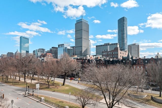 345 Commonwealth Ave 7, Boston, MA 02115