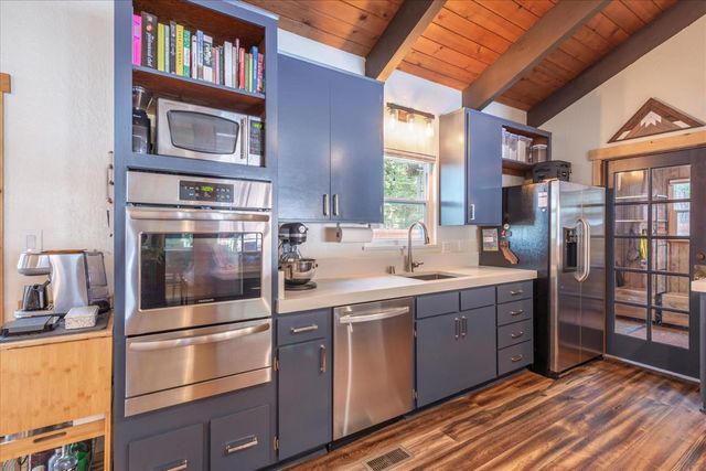 555 Virginia Dr, Tahoe City, CA 96145