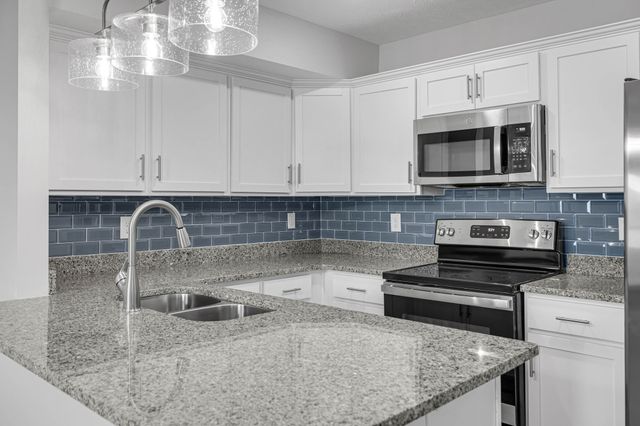 1000 Henry Place Blvd Unit 401, Clarksville, TN 37042