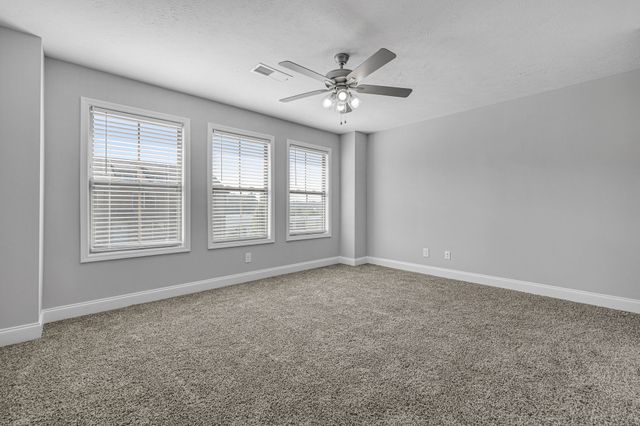 1000 Henry Place Blvd Unit 401, Clarksville, TN 37042