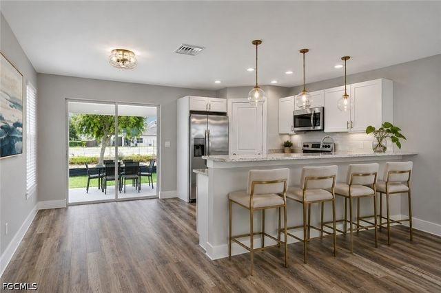 1125 NE 4th AVE, Cape Coral, FL 33909
