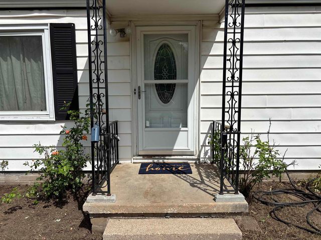 2344 N Mascot Ave, Wichita, KS 67204