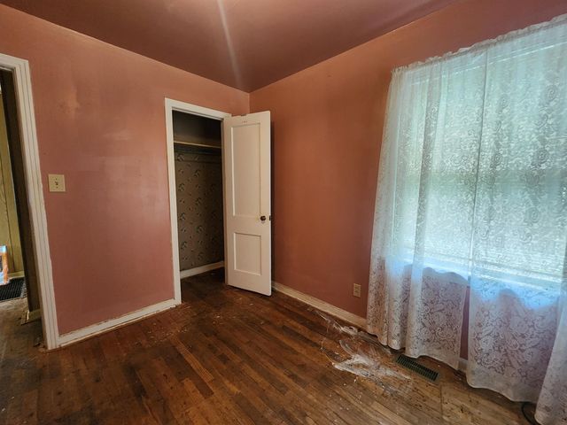 2344 N Mascot Ave, Wichita, KS 67204