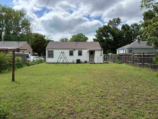 2344 N Mascot Ave, Wichita, KS 67204