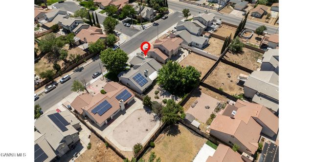 42423 Waterford Way, Quartz Hill, CA 93536