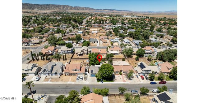 42423 Waterford Way, Quartz Hill, CA 93536