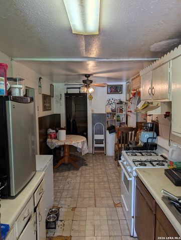 513 RICE RD, San Antonio, TX 78220
