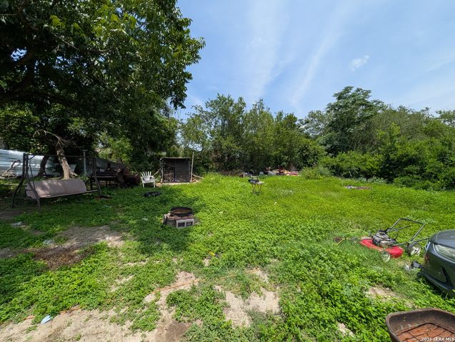 513 RICE RD, San Antonio, TX 78220