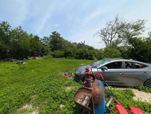 513 RICE RD, San Antonio, TX 78220