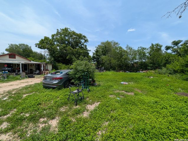 513 RICE RD, San Antonio, TX 78220