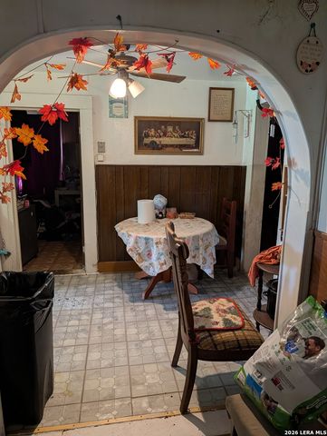 513 RICE RD, San Antonio, TX 78220