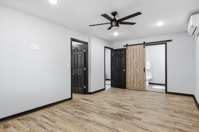 1011 Serenada DR, Georgetown, TX 78628