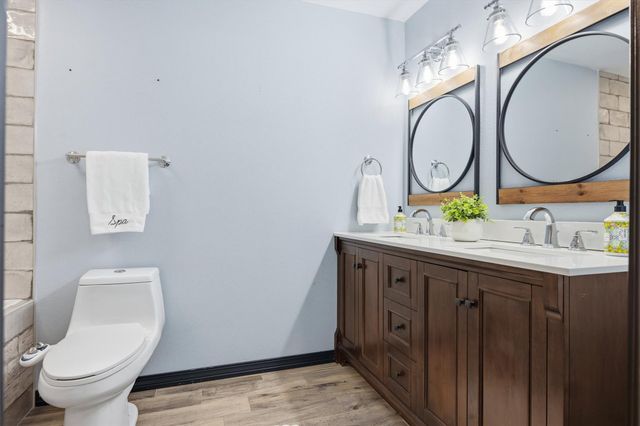 1011 Serenada DR, Georgetown, TX 78628