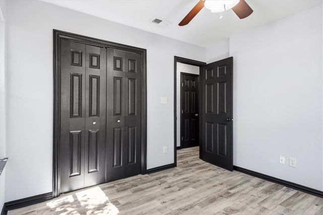 1011 Serenada DR, Georgetown, TX 78628