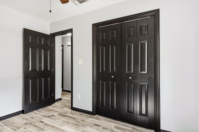 1011 Serenada DR, Georgetown, TX 78628