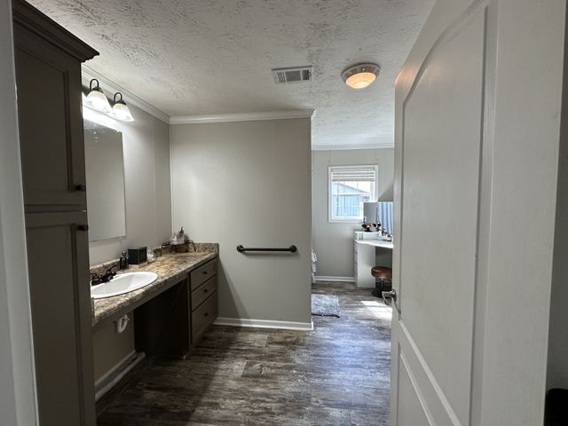189 Holloway St, Summertown, TN 38483