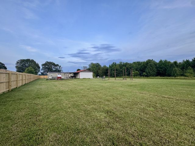 189 Holloway St, Summertown, TN 38483