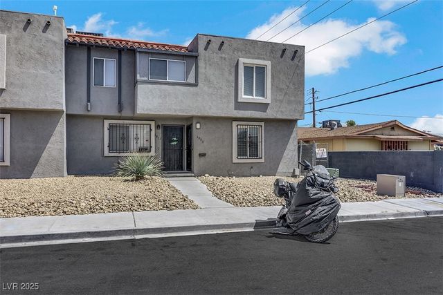 6008 Pebble Beach Boulevard, Las Vegas, NV 89108