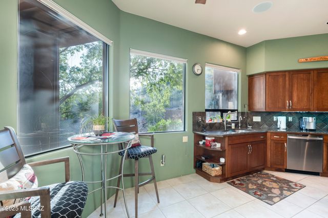 4003 N Lindstrom Place, Tucson, AZ 85750