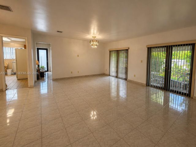 7241 SW 130th Ave, Miami, FL 33183