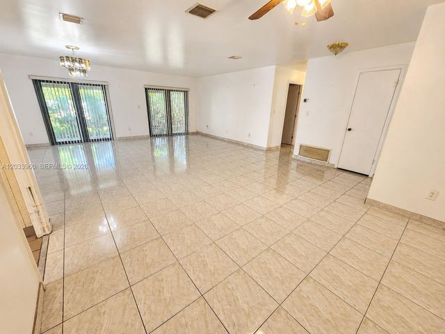 7241 SW 130th Ave, Miami, FL 33183