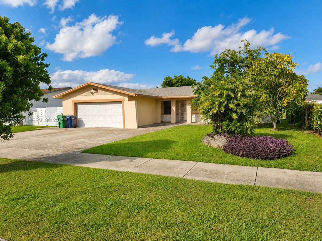 7241 SW 130th Ave, Miami, FL 33183