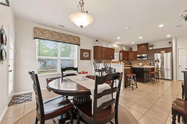 522 Beauregard Drive, Conroe, TX 77302