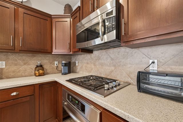 522 Beauregard Drive, Conroe, TX 77302