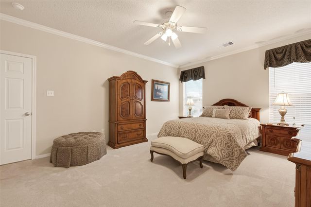 522 Beauregard Drive, Conroe, TX 77302