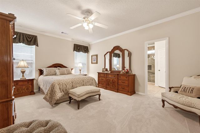 522 Beauregard Drive, Conroe, TX 77302