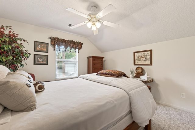 522 Beauregard Drive, Conroe, TX 77302