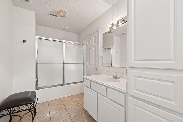 522 Beauregard Drive, Conroe, TX 77302