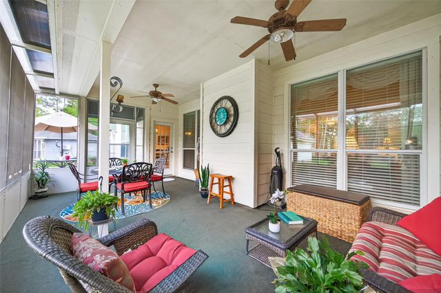 522 Beauregard Drive, Conroe, TX 77302