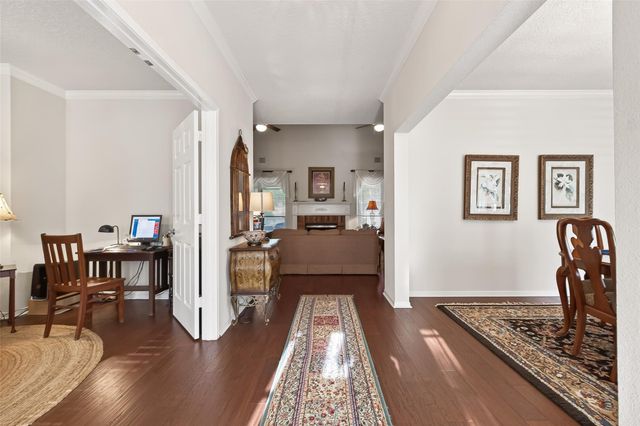 522 Beauregard Drive, Conroe, TX 77302